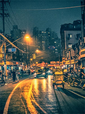 饥荒年，极品老太当保洁养全家小说的免费阅读版本在哪里可以找到？